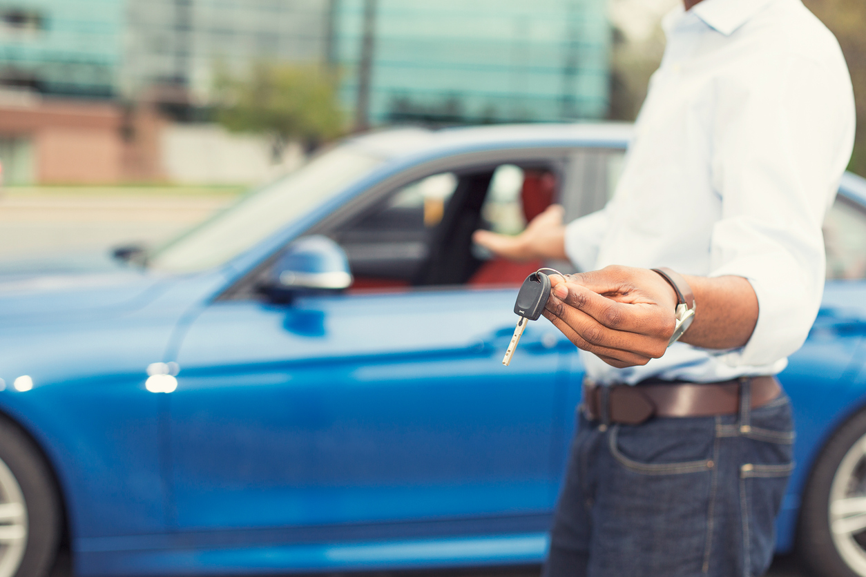 L'achat d'une voiture d'occasion réduit les risques financiers à court et moyen terme