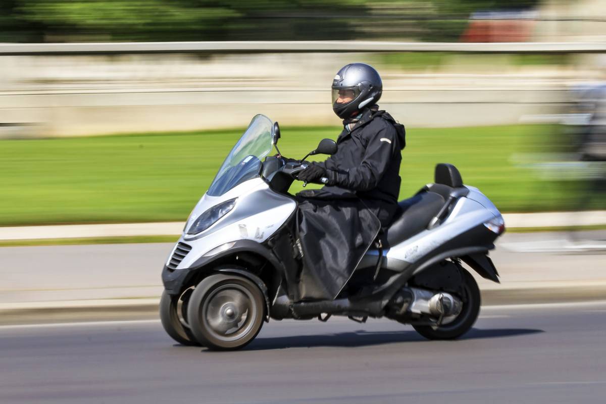 L'impact de l'âge et de l'expérience sur les primes d'assurance scooter