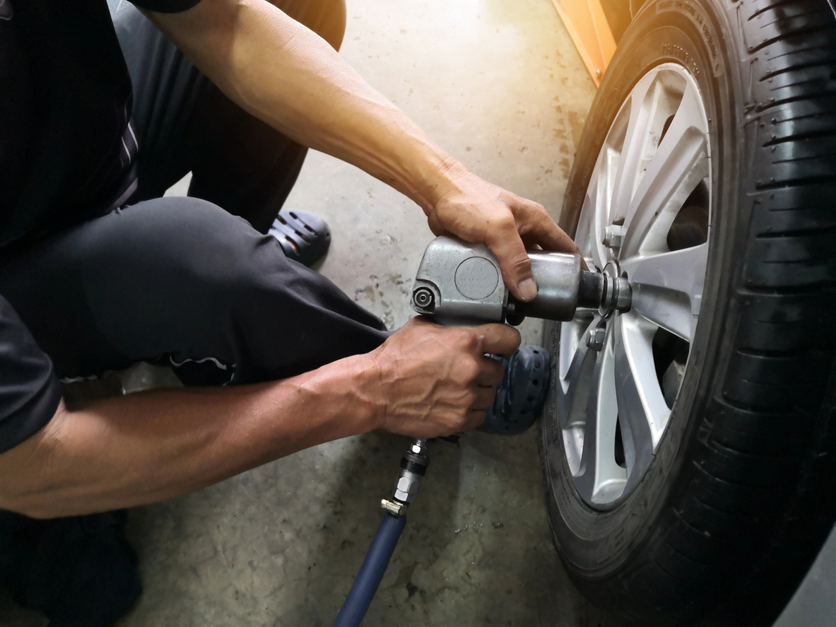 Combien coûte la réparation d'un pneu crevé ou dégonflé ?