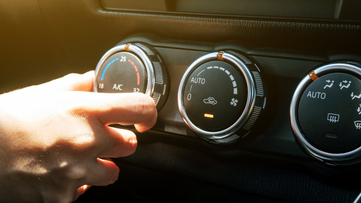 activer la climatisation de votre voiture