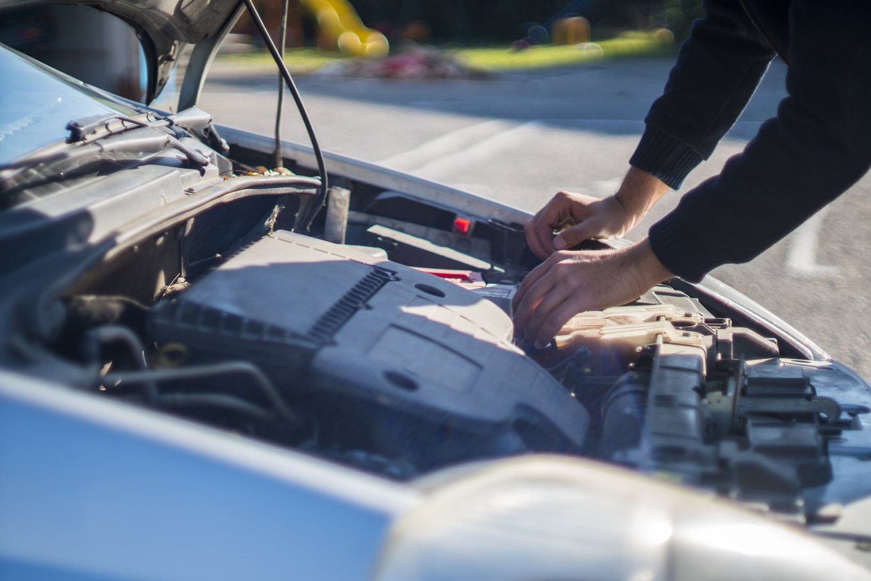 Fuite de climatisation voiture : recherche et réparation - Blog Mister-Auto