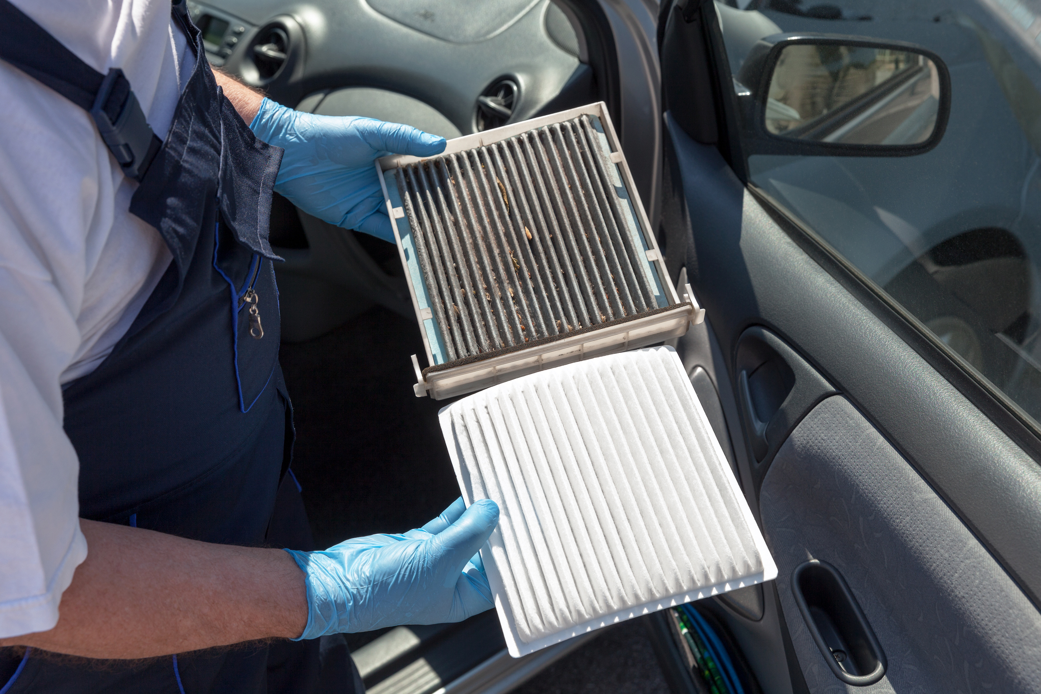 Comment nettoyer le circuit de climatisation d'une voiture
