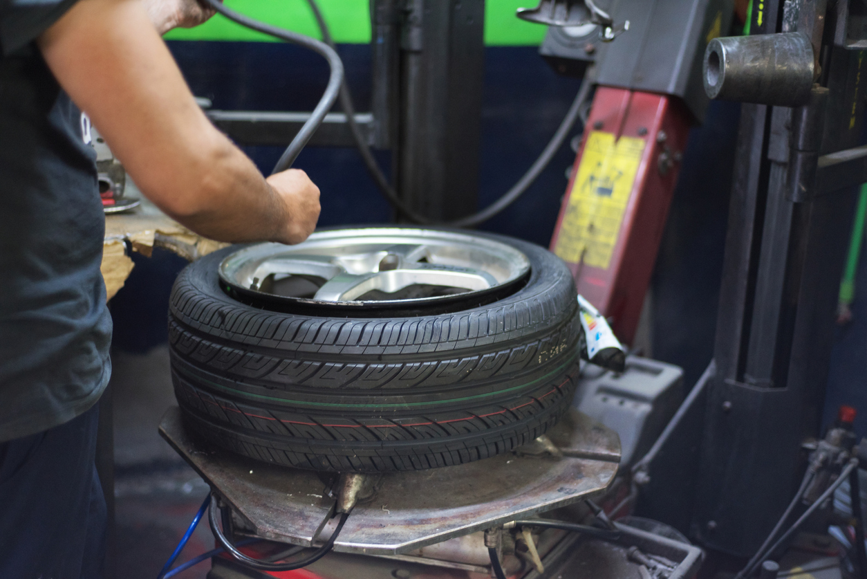 montage pneu démonte-pneu