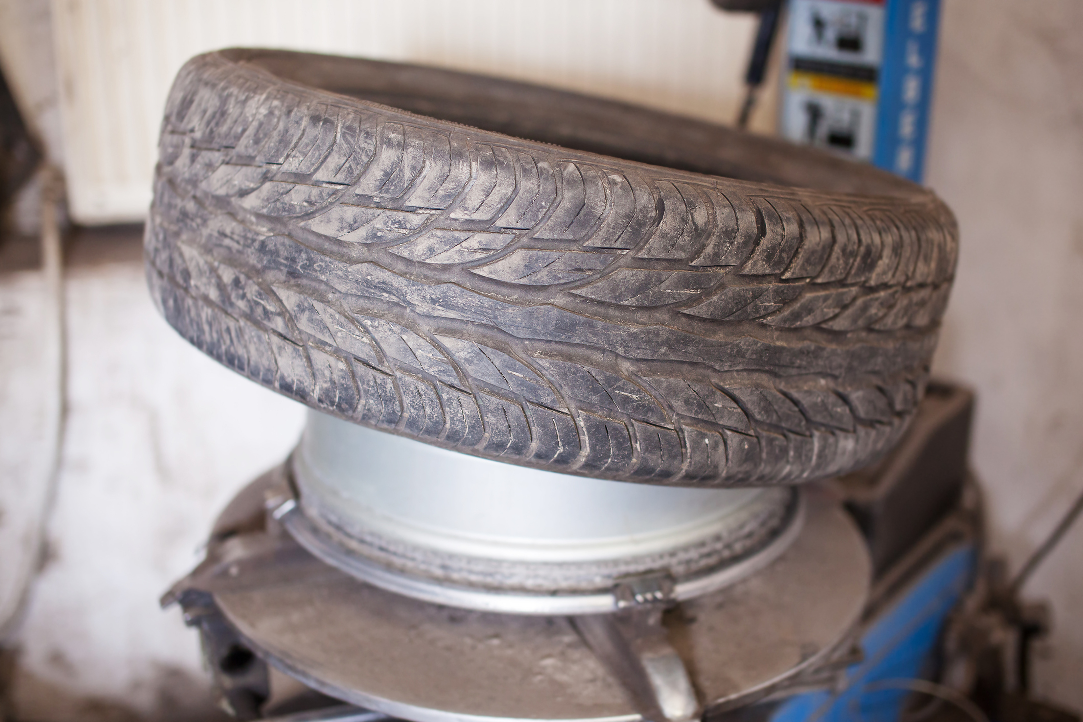 Montage de pneu : déroulement et prix
