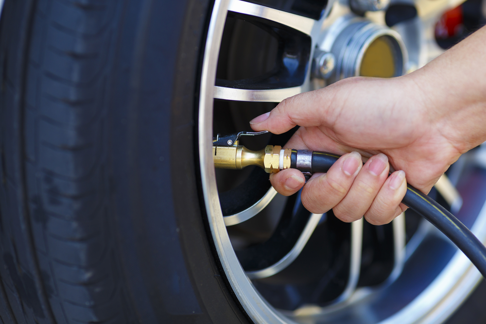 Gonfleur pneu : fonctionnement, modèles et prix